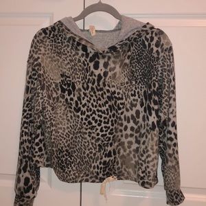 Cheetah Print Cropped Hoodie